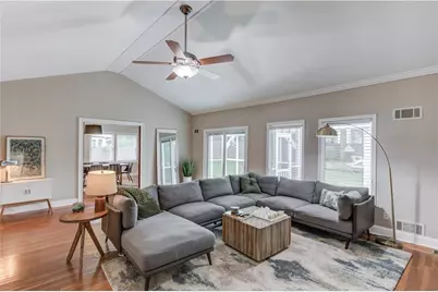 4685 Andalusia Trail, Atlanta, GA 30360 - Photo 5