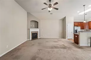 204 Oakleaf Dr, Acworth, GA 30102 - Photo 9