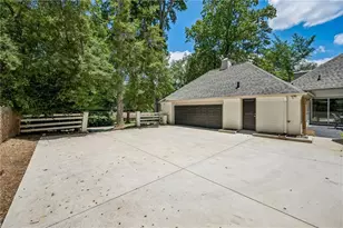 2211 Hill Park Ct, Decatur, GA 30033 - Photo 25