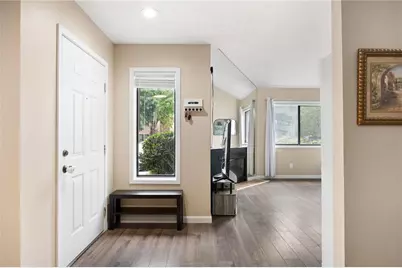 304 Parkaire Crossing, Marietta, GA 30068 - Photo 5