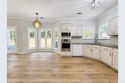380 Belmont Chase Court, Alpharetta, GA 30005 - Photo 9