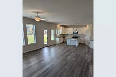 305 Rodeo Drive, Auburn, GA 30011 - Photo 7
