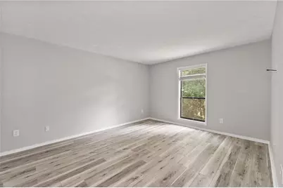 308 Cumberland Court SE, Smyrna, GA 30080 - Photo 13