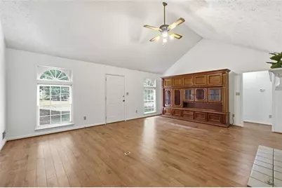 2160 Logan Drive, Jonesboro, GA 30236 - Photo 11