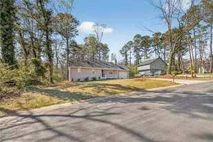1436 Sage Brook Ct, Lawrenceville, GA 30043 - Photo 3