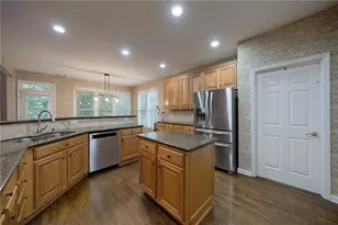 1300 Tahoe Pines Cir, Alpharetta, GA 30005 - Photo 17