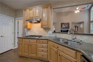1300 Tahoe Pines Cir, Alpharetta, GA 30005 - Photo 15