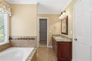 4713 Bedford Glenn, Flowery Branch, GA 30542 - Photo 23