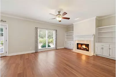 4713 Bedford Glenn, Flowery Branch, GA 30542 - Photo 9