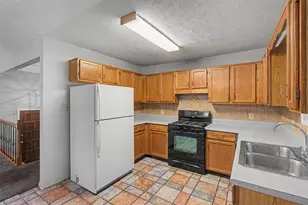 380 N Victoria Rd, Woodstock, GA 30189 - Photo 17