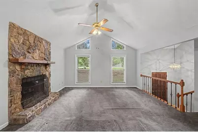 380 N Victoria Road, Woodstock, GA 30189 - Photo 9