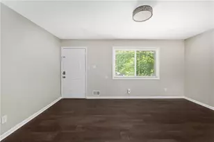 2837 Palm Dr, Atlanta, GA 30344 - Photo 7