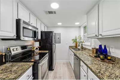 [Address not provided], Atlanta, GA 30328 - Photo 9