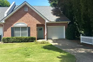 67 Green Hill Pl, Toccoa, GA 30577 - Photo 1