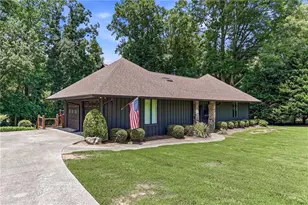 143 Woodlake Dr, Gainesville, GA 30506 - Photo 5