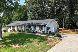 1256 Longwood Dr SW, Marietta, GA 30008 - Photo 3