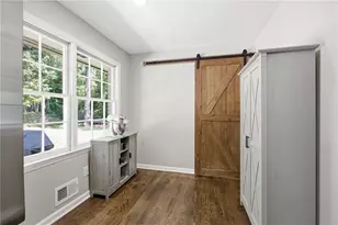 1256 Longwood Dr SW, Marietta, GA 30008 - Photo 23
