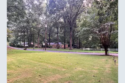 3629 Embry Circle Circle, Atlanta, GA 30341 - Photo 11