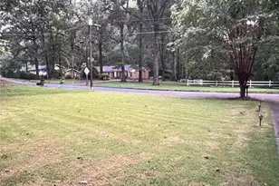 3629 Embry Circle Circle, Atlanta, GA 30341 - Photo 13