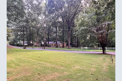 3629 Embry Circle Circle, Atlanta, GA 30341 - Photo 15