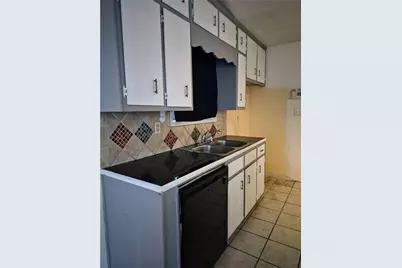 1761 Kristi Drive, Lawrenceville, GA 30043 - Photo 3