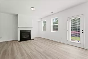 5760 Flint Ln, Cumming, GA 30028 - Photo 9