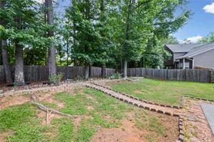 2708 Lake Park Ridge E, Acworth, GA 30101 - Photo 29