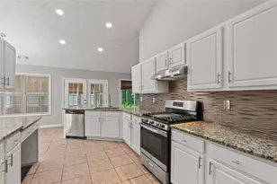 340 Windsor Brook Ln, Lawrenceville, GA 30045 - Photo 5