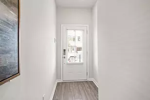 605 Rose Hill Ln, Lawrenceville, GA 30044 - Photo 7