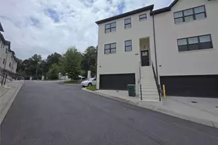 8020 Linfield Way, Atlanta, GA 30350 - Photo 11