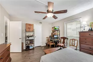 605 Dunbar Dr, Dunwoody, GA 30338 - Photo 19
