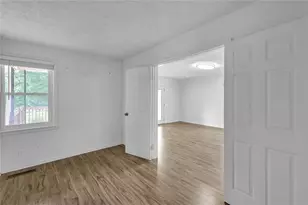 1242 Cooper Rd, Snellville, GA 30078 - Photo 27