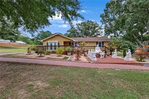 1242 Cooper Rd, Snellville, GA 30078 - Photo 23