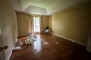 6364 Phillips Ct, Lithonia, GA 30058 - Photo 9