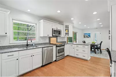 2081 S Akin Drive NE, Atlanta, GA 30345 - Photo 19