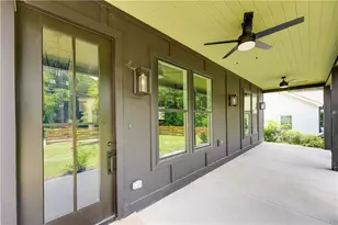 709 Emily Pl NW, Atlanta, GA 30318 - Photo 3