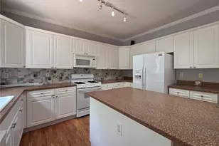 3935 Canterbury Walk Dr, Duluth, GA 30097 - Photo 9