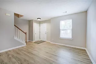 608 Red Oak Ct, Canton, GA 30114 - Photo 7
