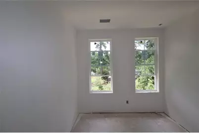 646 Memphis Drive, Scottdale, GA 30079 - Photo 9