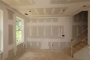 650 Memphis Dr, Scottdale, GA 30079 - Photo 11