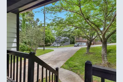 225 Hampton Drive, Dallas, GA 30132 - Photo 3