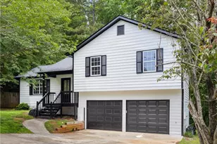 225 Hampton Dr, Dallas, GA 30132 - Photo 1