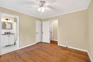 2070 Clay Dr NE, Sandy Springs, GA 30350 - Photo 33