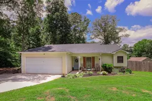 205 Wagon Wheel Trail, Senoia, GA 30276 - Photo 1
