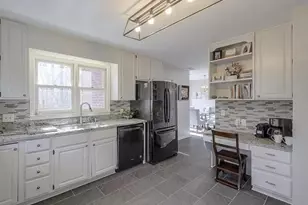 555 Greenland Rd, Sandy Springs, GA 30342 - Photo 7