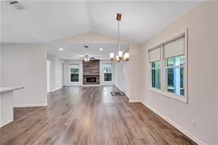 5772 Lilburn Stone Mountain Rd, Stone Mountain, GA 30087 - Photo 11