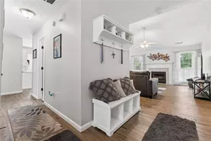 2423 Cheyenne Ln, Lawrenceville, GA 30044 - Photo 3