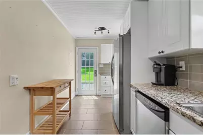 2531 Batavia Street, East Point, GA 30344 - Photo 13