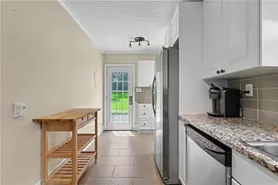 2531 Batavia St, East Point, GA 30344 - Photo 13