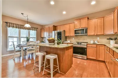 6407 Autumn Crest Lane, Hoschton, GA 30548 - Photo 7